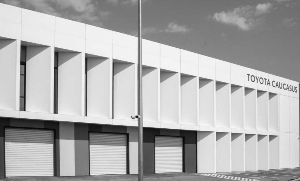 Industrial & Warehouses